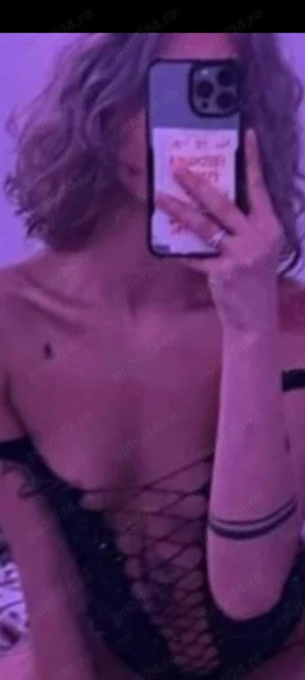 Carina transexuala tratament hormonal 18 cu 4 in chilotei - imagine 4