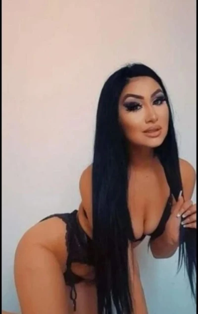 Buna la mine sau la Hotel sau pensiune