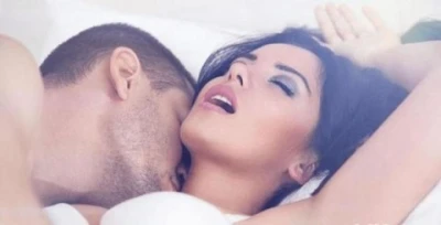 Tanar ofer companie intima