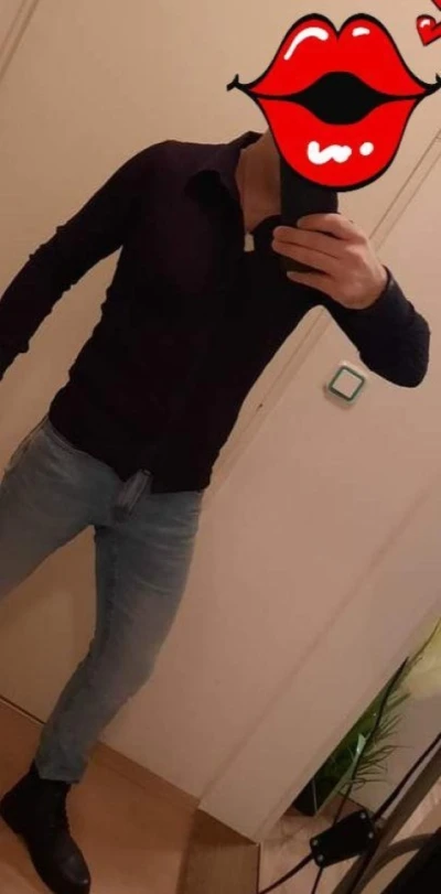 Hey. salut