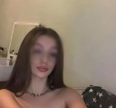 Buna sunt alina sunt pentru prima data la tine in oras - imagine 4