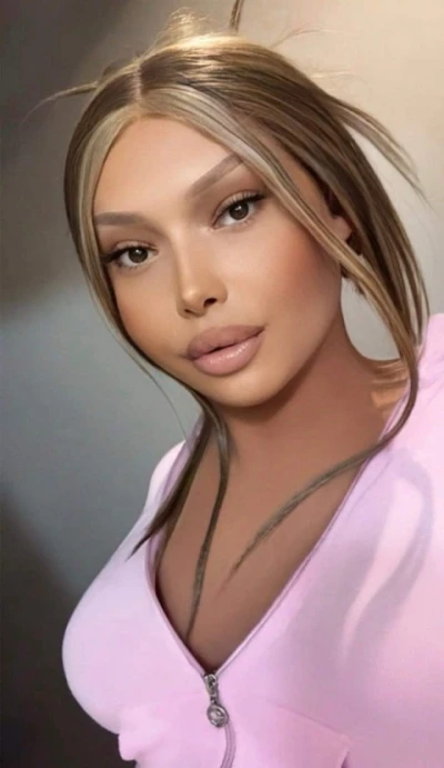 Annais Baby - Transsexuală Cu Forme - Fără Grabă