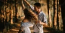 Caut o fata&doamna discreta - imagine 1