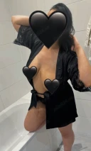 Cami brunetă sexy - Poze Reale - imagine 3