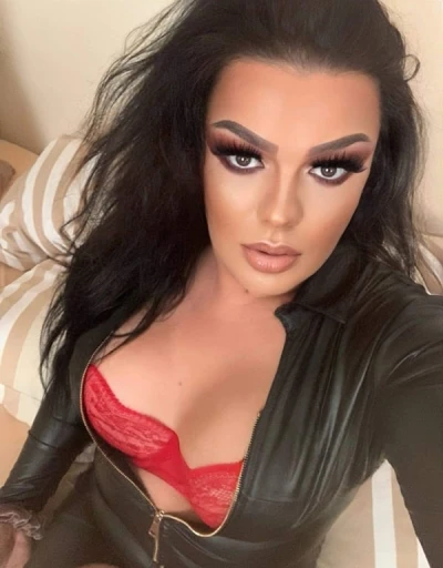 Trans shemale confirm pozele