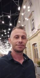 Buna sunt un stefan si imi doresc ceva serios si de durata - imagine 5