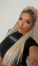 Transsexuala top venita din afara reala - imagine 1