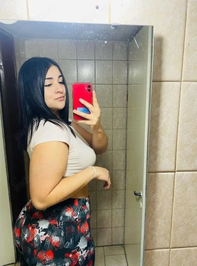 Bruneta focoasa