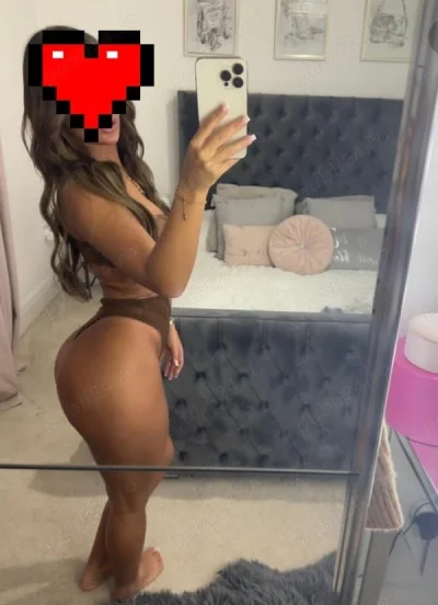Larissa am revenit