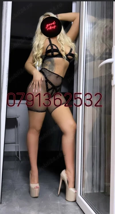 Noua in oras blonda poze100 reale