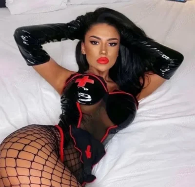 Bruneta senzuala
