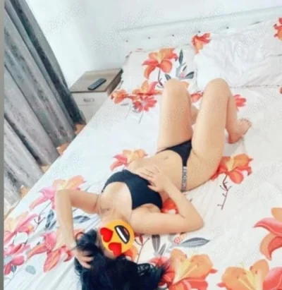 New escorta bruneta 100 fac si deplasari