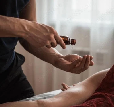 Masaj de relaxare erotic si mici fantezii