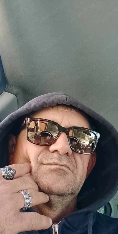 Caut relatie pe termen lung cu o femeie curistii sa se abtina