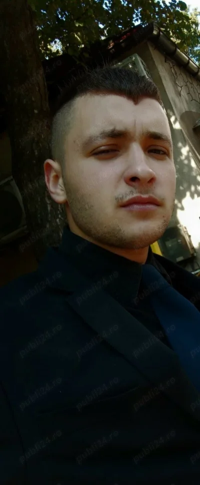 Escorta masculina gigolo suceava ma deplasez domiciliu pensiuni domiciliu