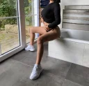 Buna sunt dora si astept sa ma suni - imagine 1