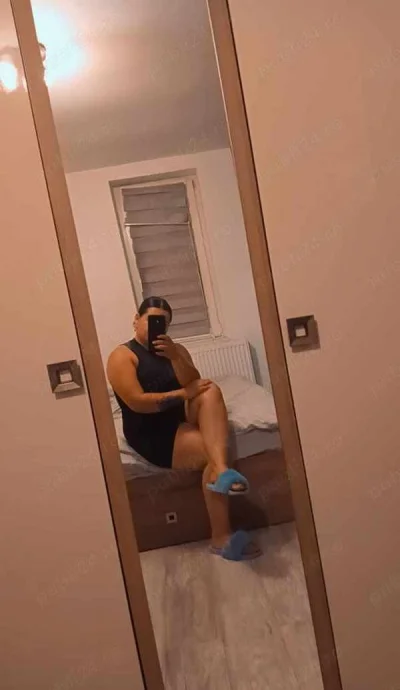 Buna ma numesc iazmina