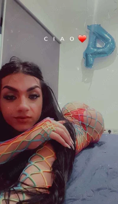 Transexuala noua la tine in oras