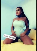 Buna sunt yazmina azi am ajuns fac deplasari party - imagine 1
