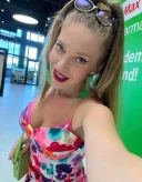 Alleinstehende frau sucht netten jungen auslander fur eine langfristige beziehung in rumanien - imagine 1