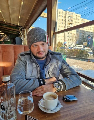 Barbat 35 de ani fara obligatii singur discret