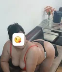 Buna sunt amalia poze 100 reale fac si deplasari la tine sau hotel fac si dominari - imagine 2