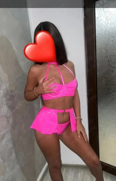 Buna sunt karina si am 19 ani noua in orasu tau