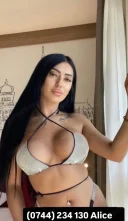 Alice poze reale fac si deplasare la hotel pircing jos - imagine 3