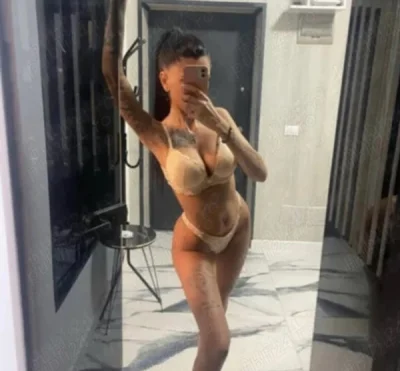 Transexuala confirm cu tatuajele in locatie now la tine in oras 2 zile