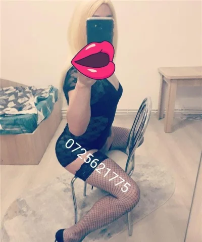 3 zile in Alba...Transsexuala blonda fara inhibiții...