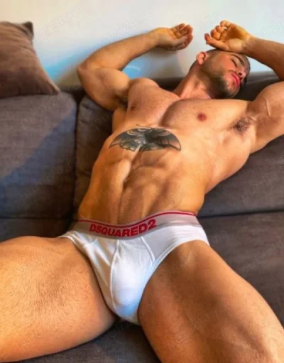 Dany baiat ateltic