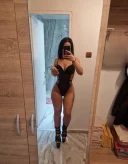 Hot hot hot brunette girl natural 100 - imagine 1