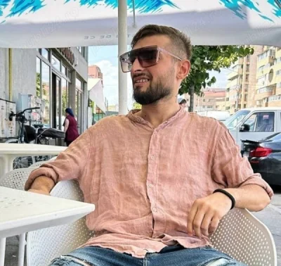 Laurentiu baiat versatil