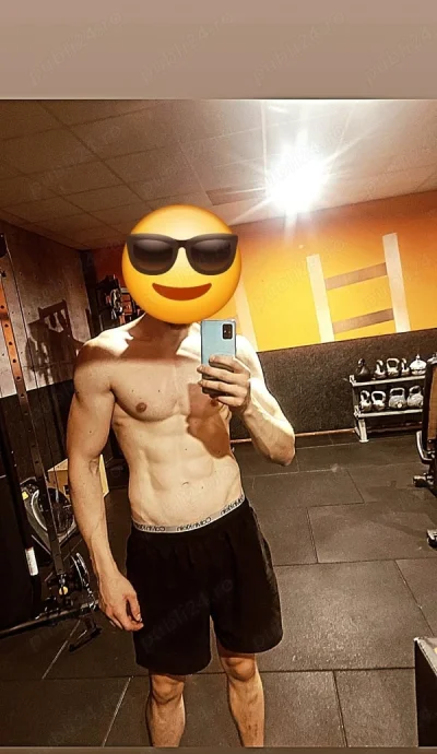 Barbat singur 30 de ani heterosexual