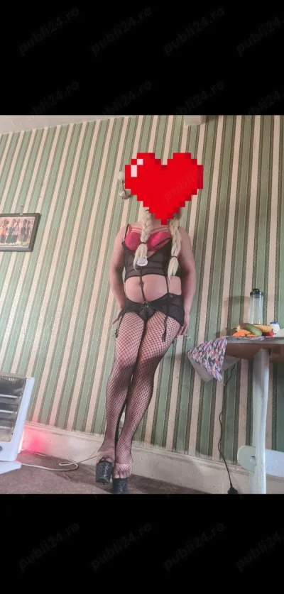 Blonda sexy noua in orasul tau