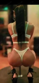 3 fete oferim clipe de neuitat - imagine 2