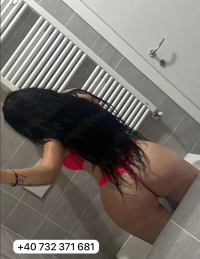 Monicava astept la mine