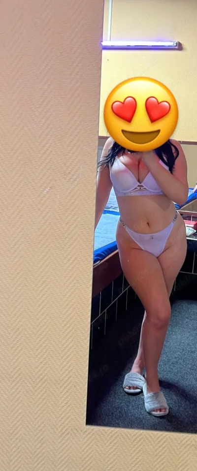 Andreea 19 ani poze reale