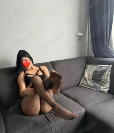 Party girl la mine sau la tine