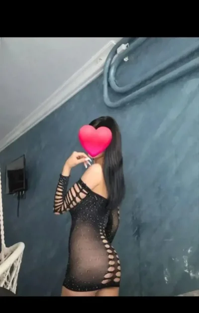 Bruneta slim