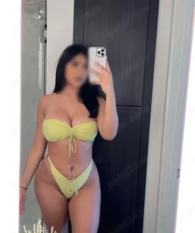 Mirela noua in oras bruneta reala
