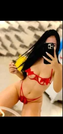 Bruneta miniona sexy - imagine 4