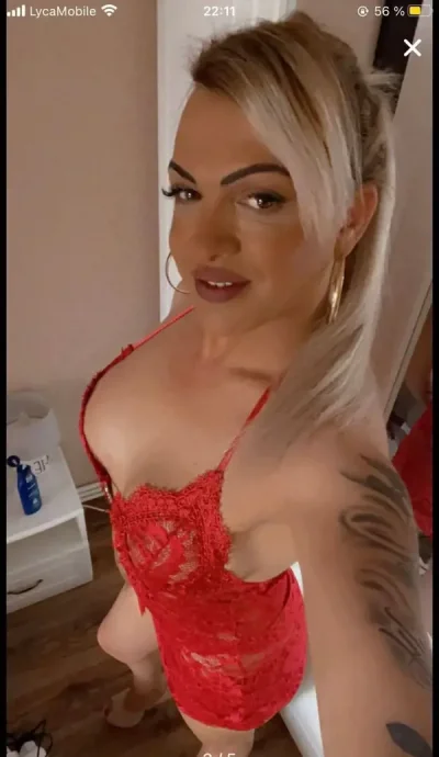 Buna simona28de ani discretie la maxim simona