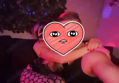 Cuplu cautam fata