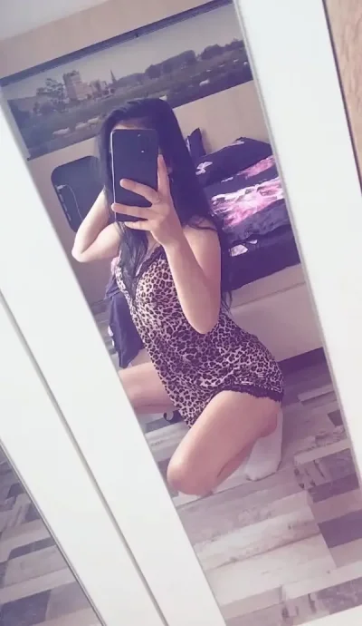 Buna te astept la mine sau la tine