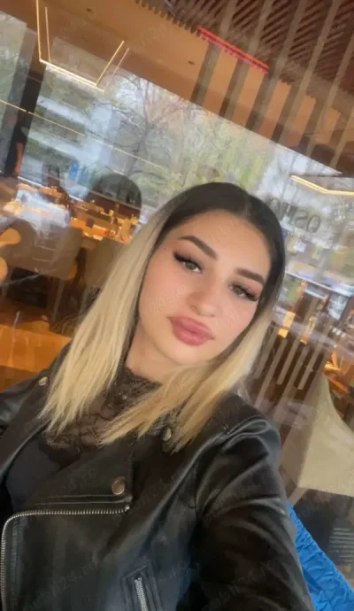 Buna sunt alexa pentru prima detin locatie