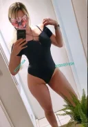 Sexy și senzuală - imagine 1