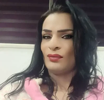 Transexuala elvira reala siliconata nr 4