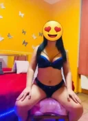 Bruneta sexi ofer senzatie - imagine 3