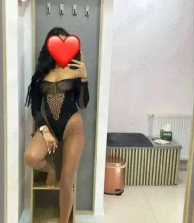 Alessia 100